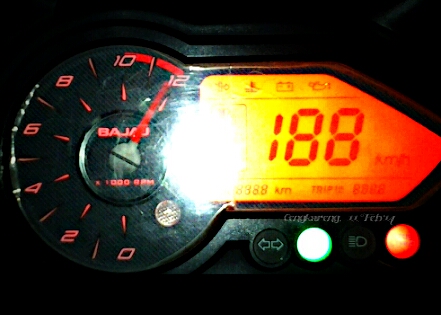 top speed pulsar220.jpg image