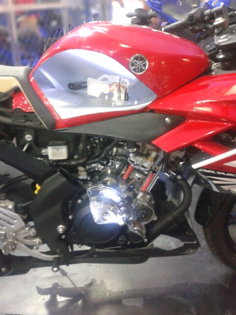Jeroan mesin yzfR15