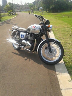 triumph modifikasi.jpg image