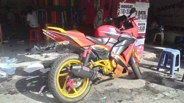 pulsar 220 full fairng cutting sticker