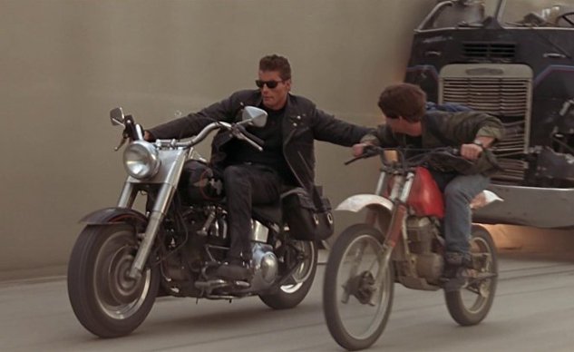 harley davidson - fatboy dan Honda XR-125 dalam Terminator 2