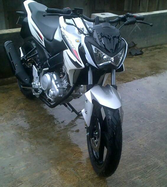 modifikasi new vixion 2015 memakai headlamp kawasaki ninja z250