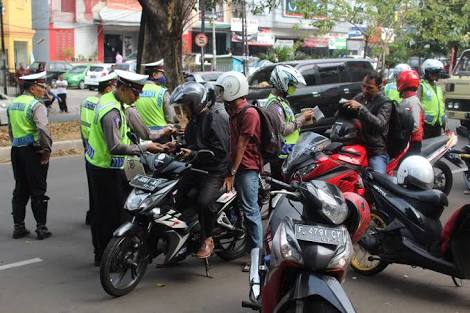 razia-polisi-prestasi-tiada-akhir.jpg image