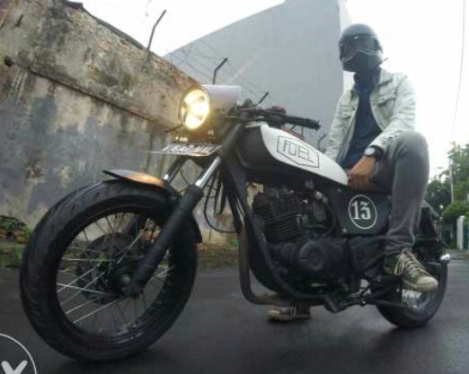 modifikasi-pulsar-220-klasik-cafe-racer-rider.jpg image