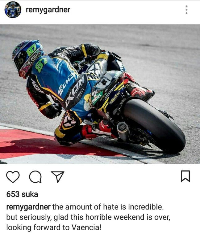 Remy-gardner-crash-dimas-ekjy-moto2-gp-sepang-2017